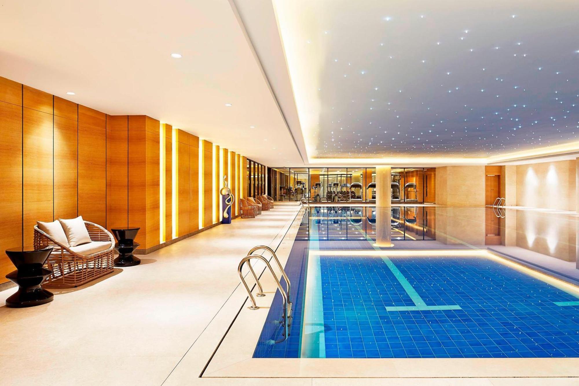 Sheraton Grand Zhengzhou Hotel Exterior foto