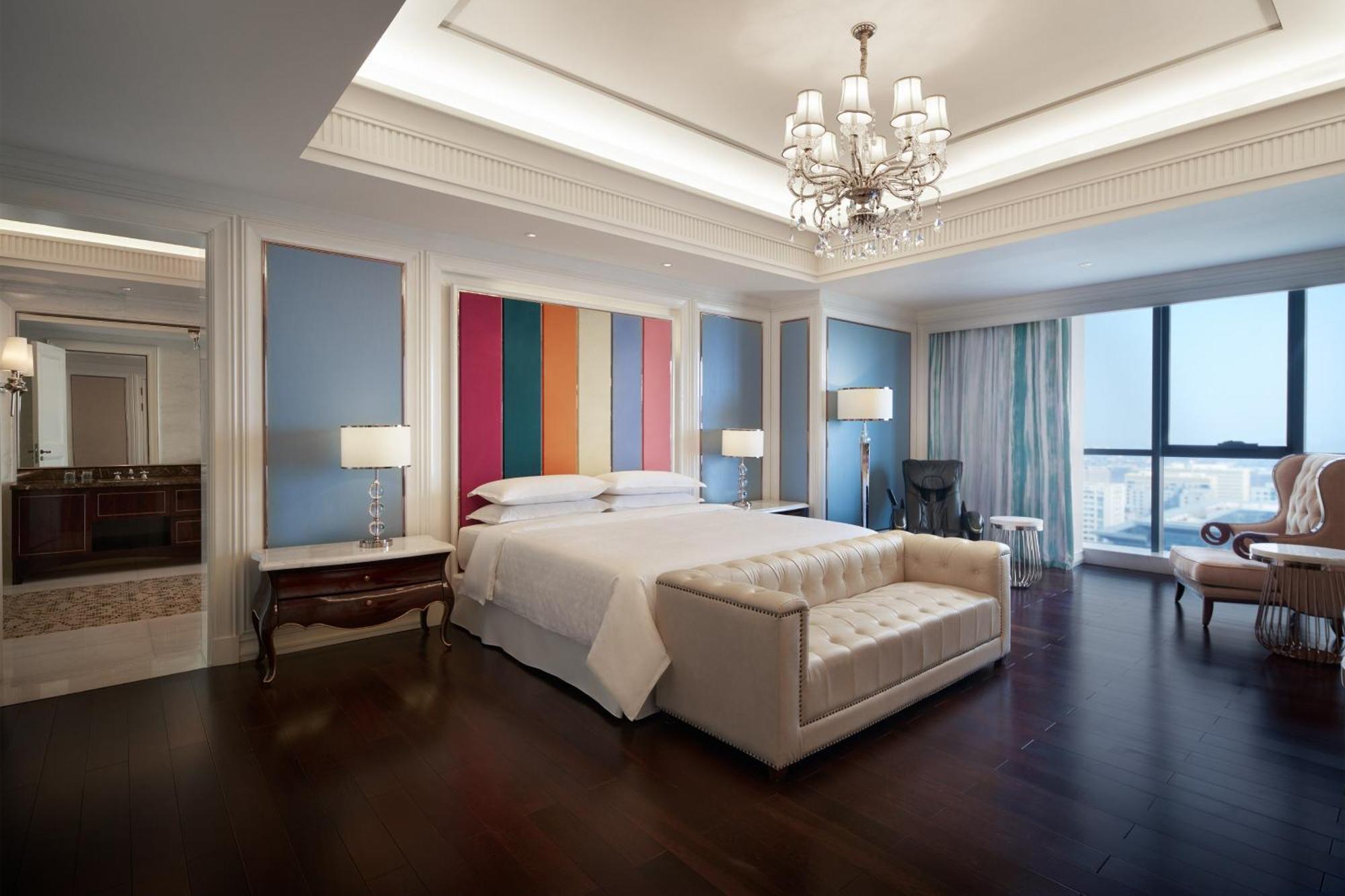 Sheraton Grand Zhengzhou Hotel Exterior foto